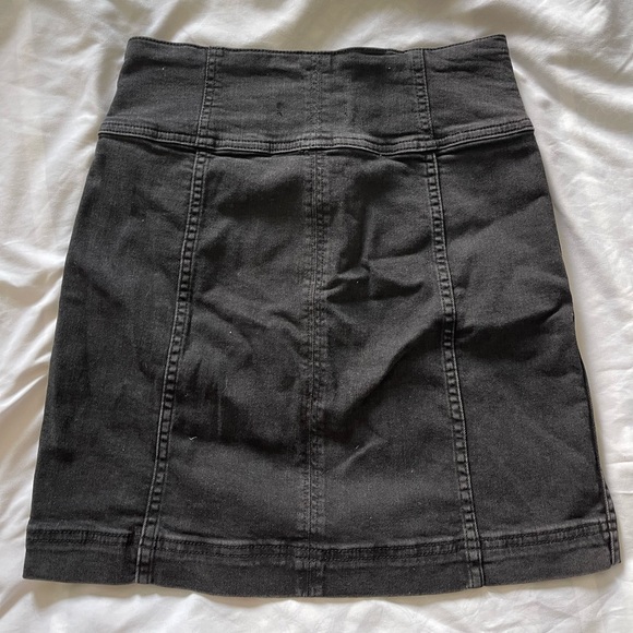 Free people denim skirt - Picture 2 of 3